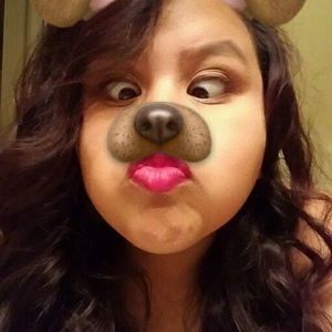 Meet your Posher, Ebony